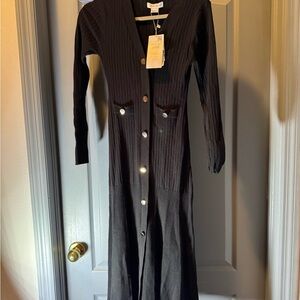 Chic Black Long Sleeve Maxi Dress